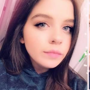 Meet your Posher, Leeanne